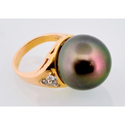 Pearl Ring