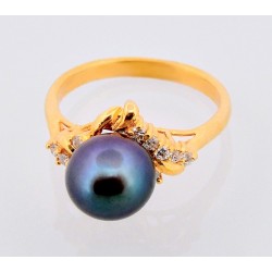 Pearl Ring